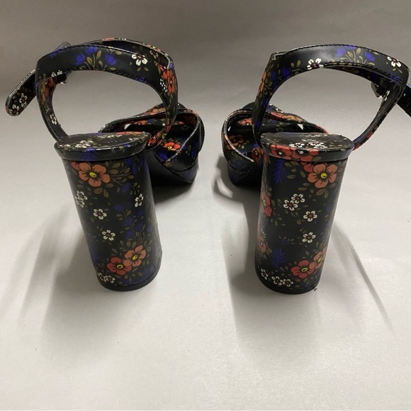 Nine West Funkyo Black Floral Platform Chunky Heel Sandals 7 - Picture 5 of 7